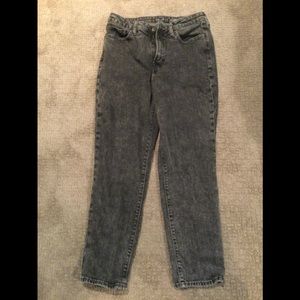 Old Navy Woman size 10 (30-27”) charcoal jeans
